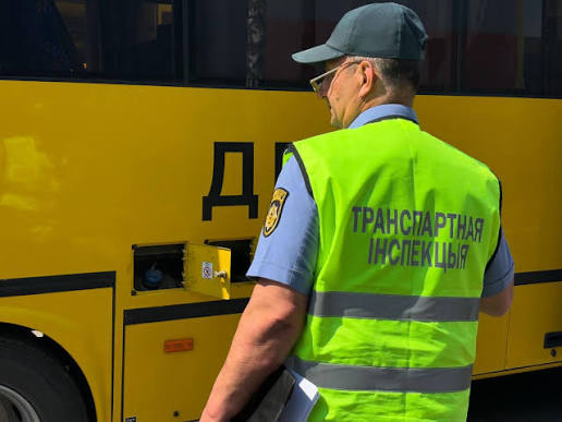 «Школьный автобус»: безопасность перевозки детей возьмут под жесткий контроль