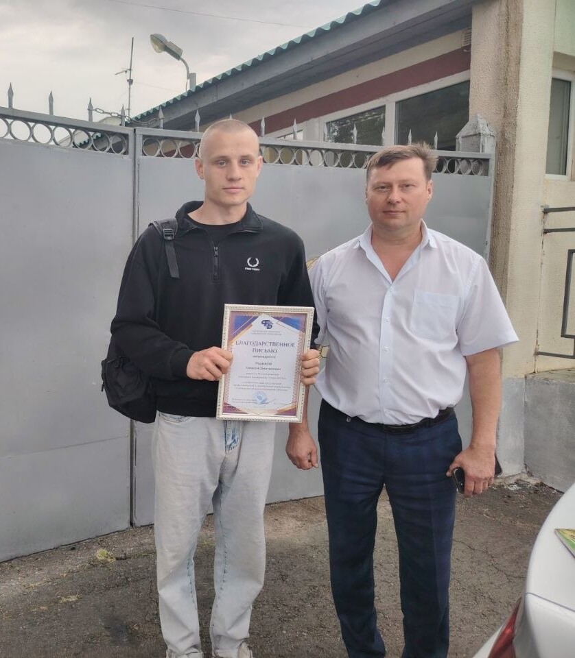 Из полей в закрома: профсоюзный лидер Могилевщины Олег Каминский поблагодарил водителя РУП «Учхоз БГСХА»