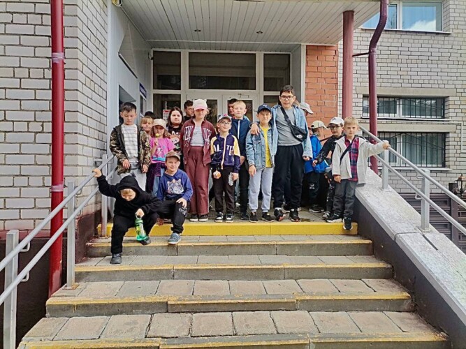 В гостях у стражей порядка: школьники из Горок узнали секреты работы охраны