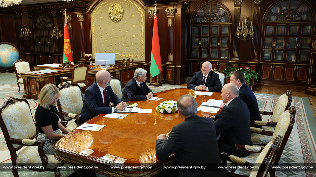 В Минске прошла встреча Президента Беларуси с американской делегацией во главе с Джоном Коулом