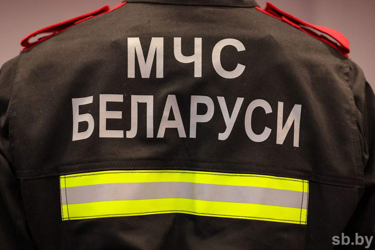 Выключайте вилку из розетки: МЧС рассказало об опасности «режима ожидания» техники
