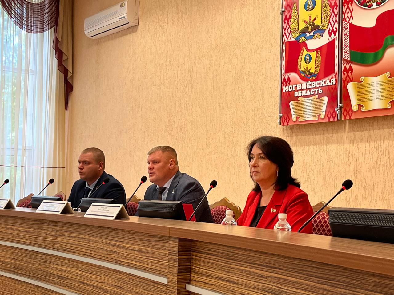 Рабочий понедельник: Николай Орлёнок провел оперативное совещание в Горецком райисполкоме