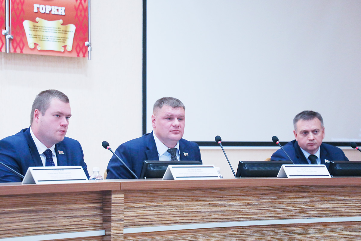 Глава Горецкого района Николай Орлёнок расставил приоритеты на оперативном совещании в райисполкоме
